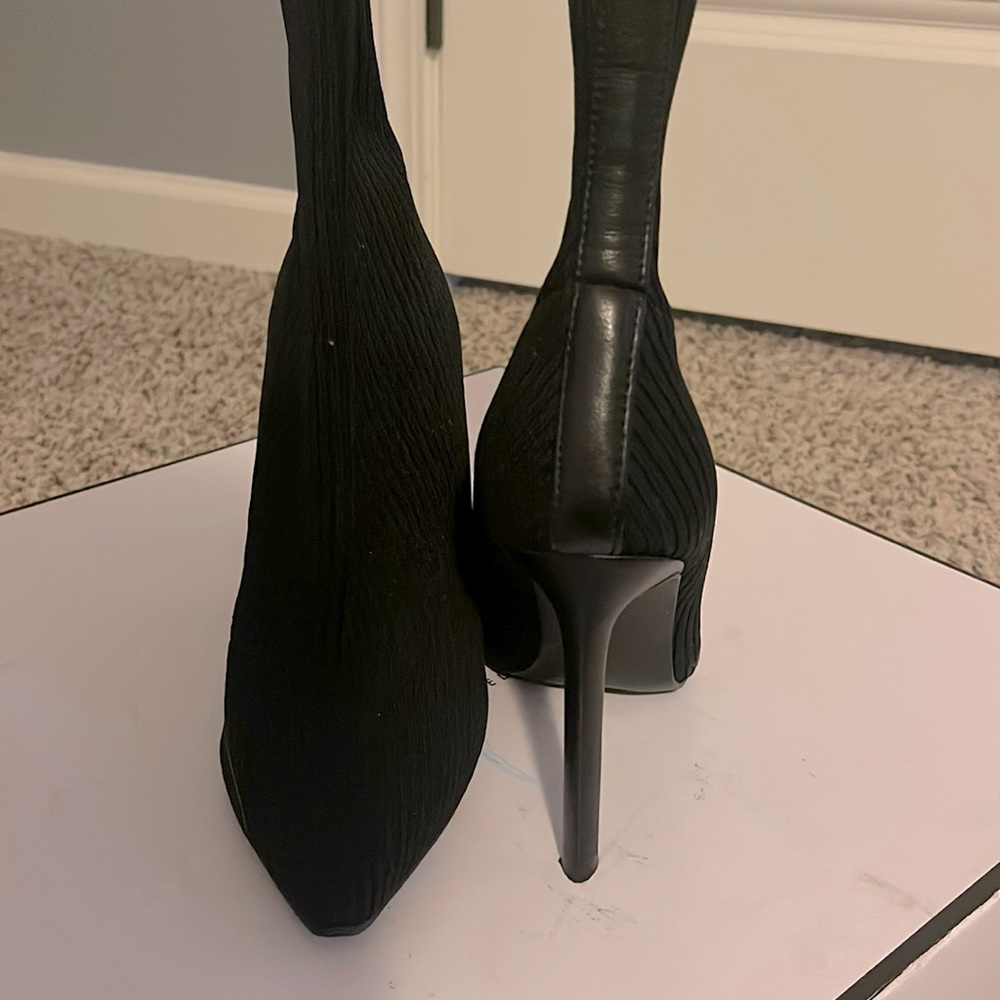 Lack Steve Madden booties